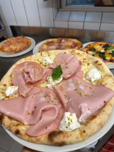 Home damarco pizza7